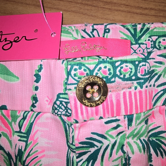 Lilly Pulitzer Tropical Print Women Shorts NWT Sz10 - Picture 8 of 10